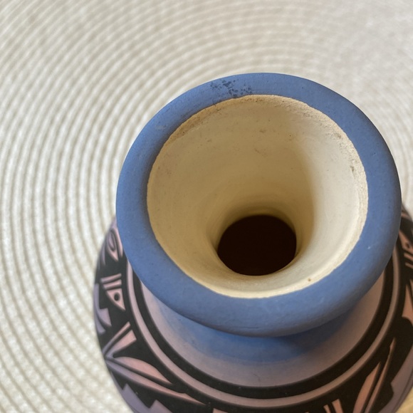 Mesa Verde Pottery Vase Signed. Native American Art. Vintage - Picture 2 of 6